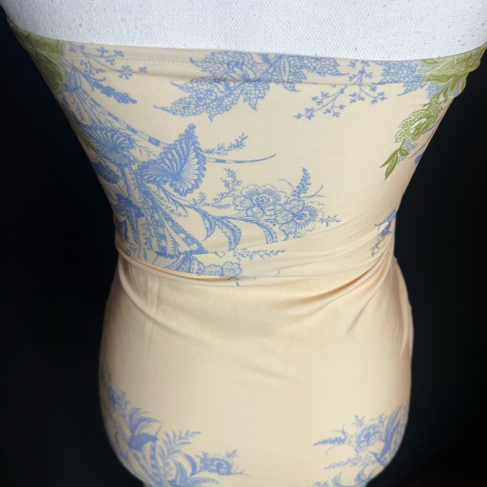 Chic Strapless Paisley Dress in Green and Blue - Picture 3 of 4